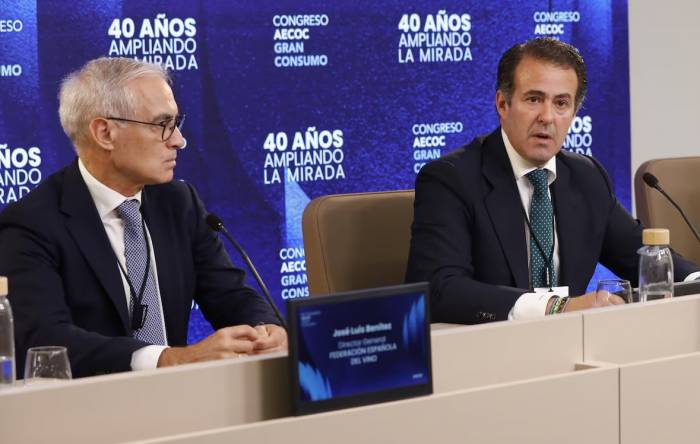 Spanish Wine Exports to U.S. Drop 7 Percent Amid Tariffs and Currency Pressures