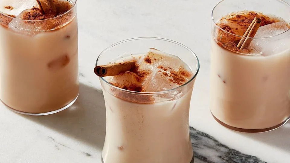 horchata with cinnamon sticks