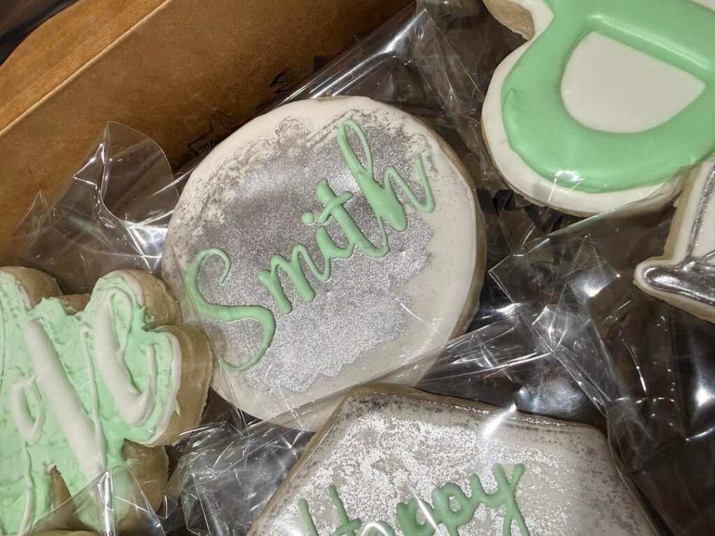 Anniversary cookies for my sweet friend 🥰