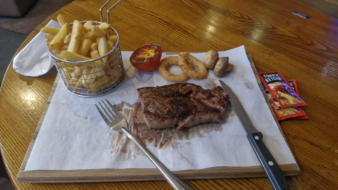 Grease proof paper in my steak! Fantastic 🤦🏻‍♂️