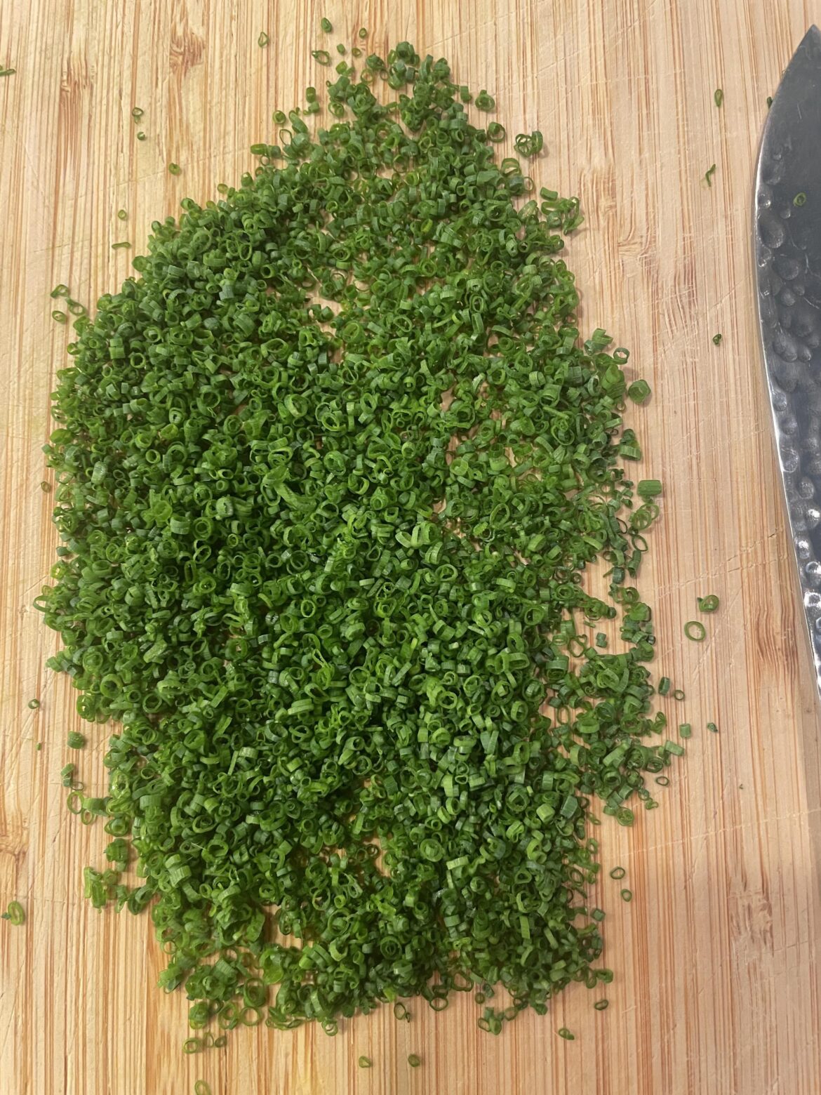 Cutting a cup of chives every day until this Reddit says they’re perfect. Day 23