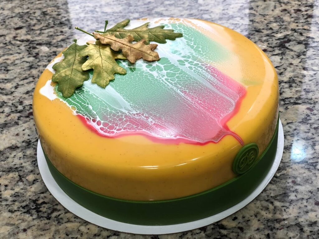 Autumn cake decoration Autumn cake decoration