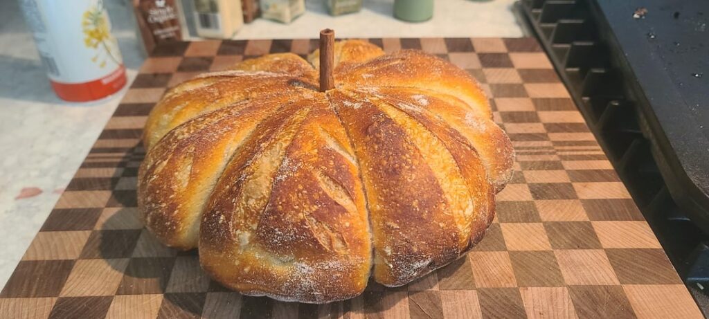 Got into sourdough recently and after a lot of loaves I finally have one I was proud of.