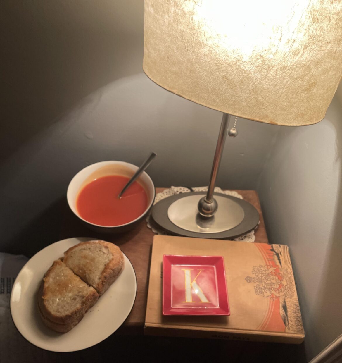 Cozy Homemade Tomato soup & Grilled Cheese