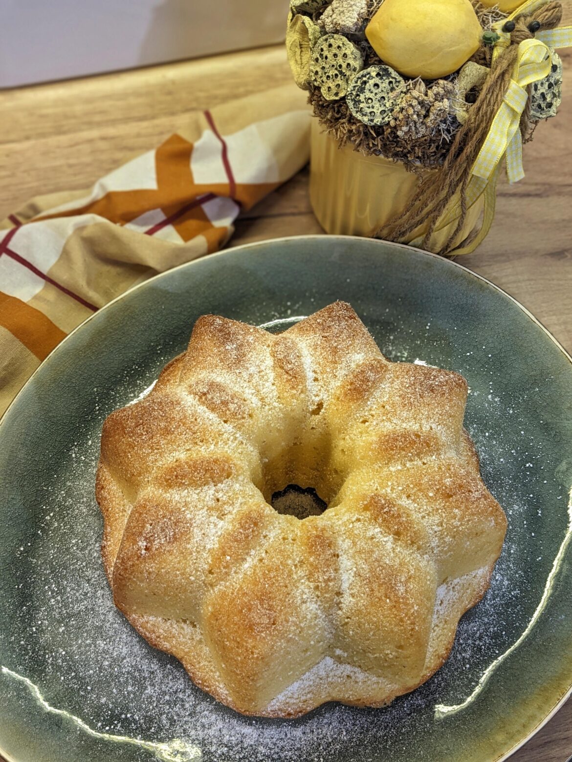 Lemon bundt cake 🍋