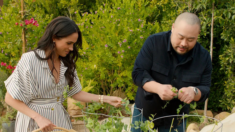 Meghan with chef David Chang. (Netflix)