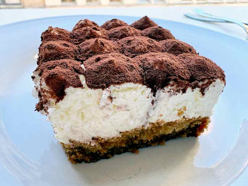 The $8 Aldi Italian Frozen Dessert I’m Stocking Up on Ahead of the Holidays (Tastes Like the Fancy Stuff I Ate While Living in Tuscany) The Kitchn UK