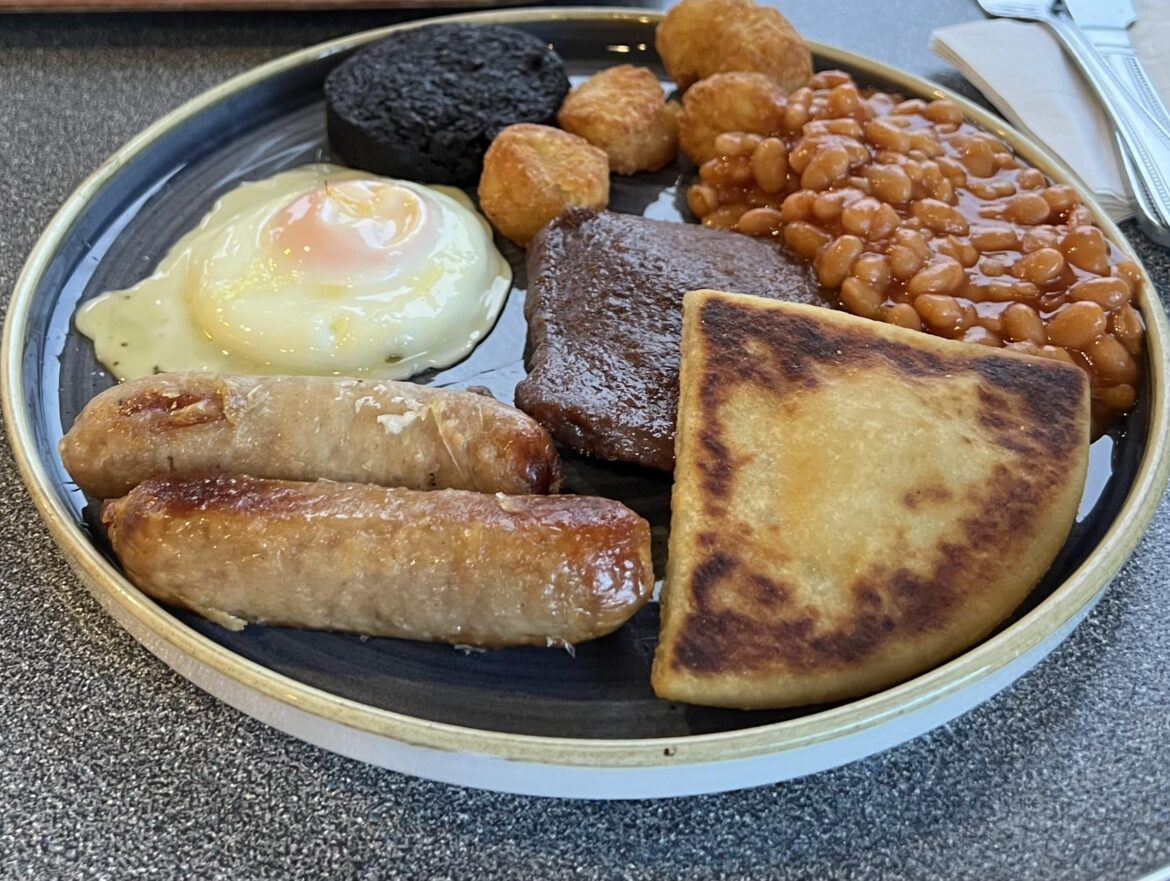 [OC] Full Scottish Breakfast on board the morning ferry