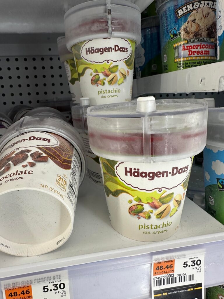 They’re locking up the ice creams y’all!! 🔐