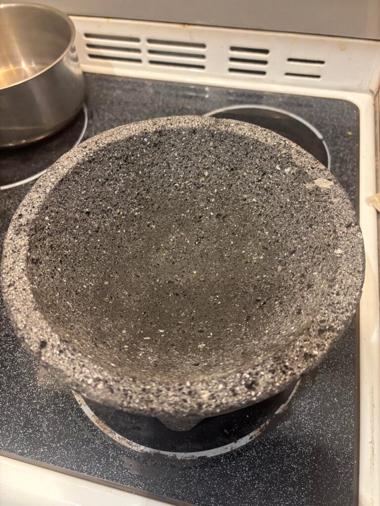 Molcajete real and safe to use? Molcajete real and safe to use?