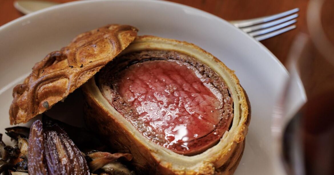 Top 5 restaurants to visit in Charleston, South Carolina Top 5 restaurants to visit in Charleston, South Carolina