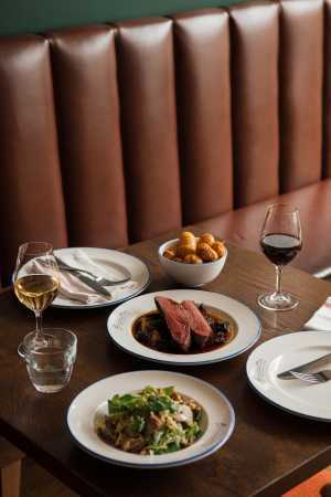 Duck course at Bavette