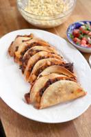 Gretchen's table: Crispy oven chorizo and potato tacos are social media darlings