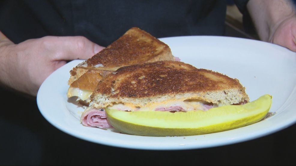 Charlton Tavern dishes out classic pub fare and specialty recipes in historic locale station icon