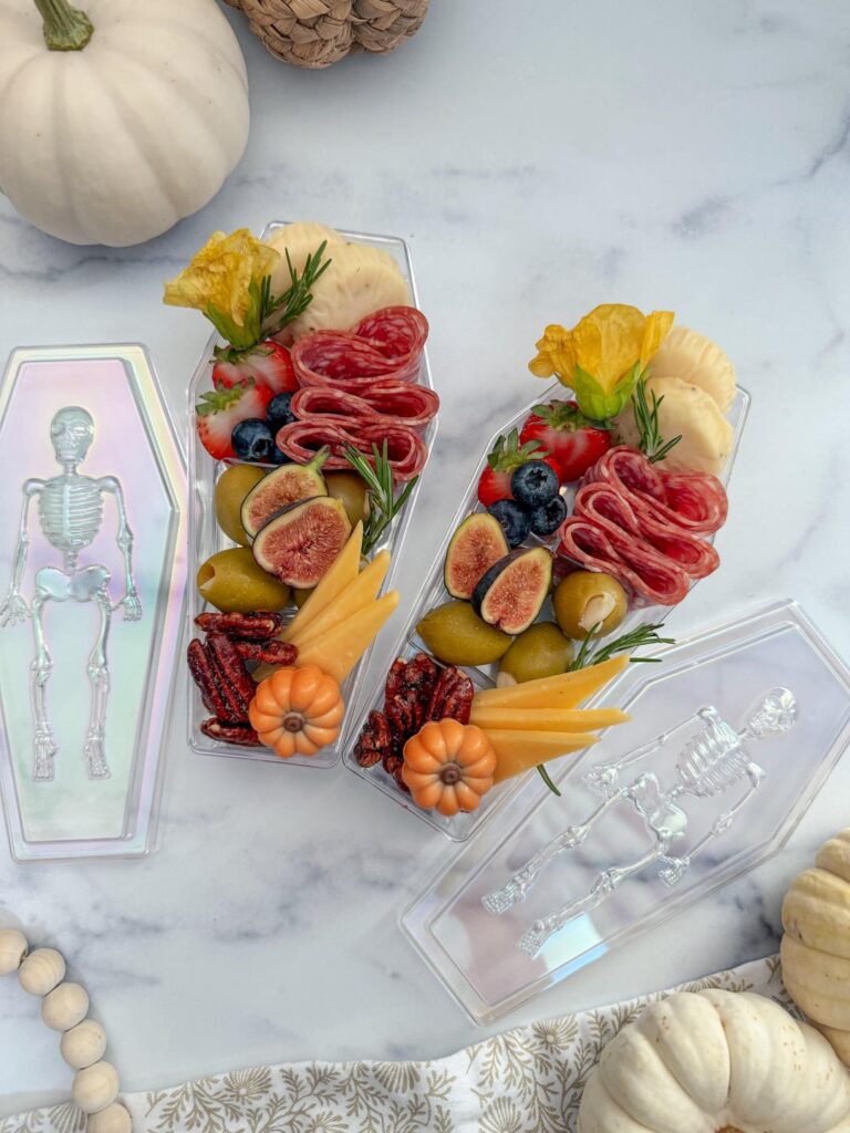 Single Serve Halloween Charcuterie 🧀⚰️👻