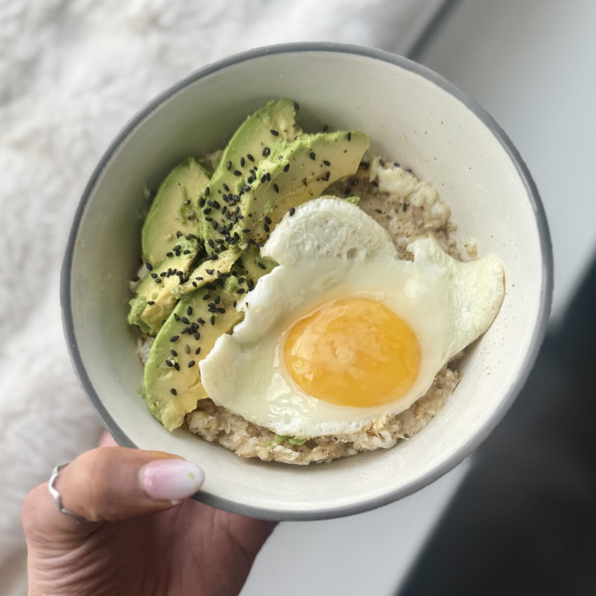 Oats, egg, egg whites and avocado