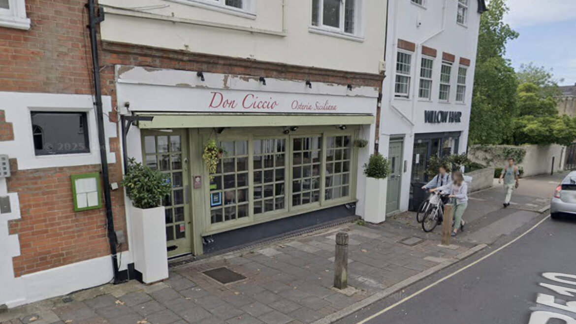 Restaurant boss blasts 'indifference of neighbours' in scathing letter after closing due to lack of customers