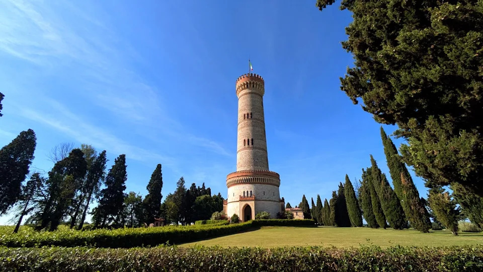 Torre di San Martino della Battaglia (Rosamund Hall / The Independent)