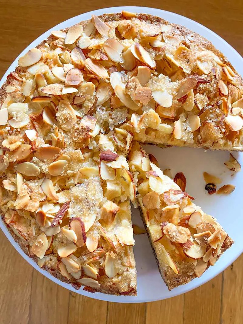 Rum Raisin Visiting Cake