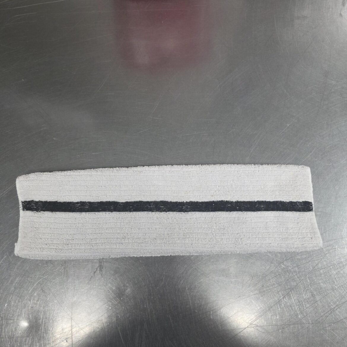 Dear God, the cursed black stripe towel... what darkness does it foretell