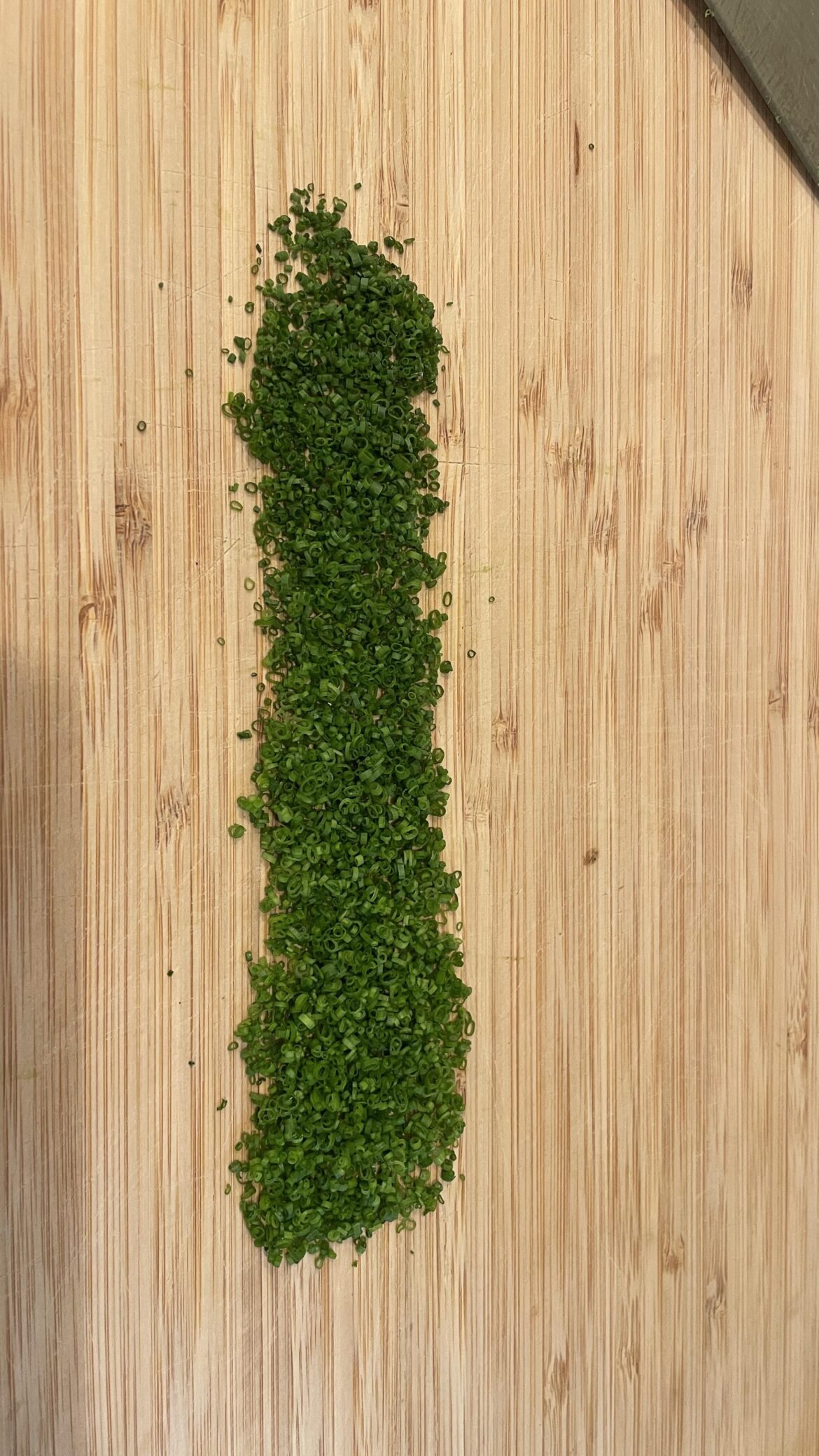 Cutting a cup of chives every day until this Reddit says they’re perfect. Day 13