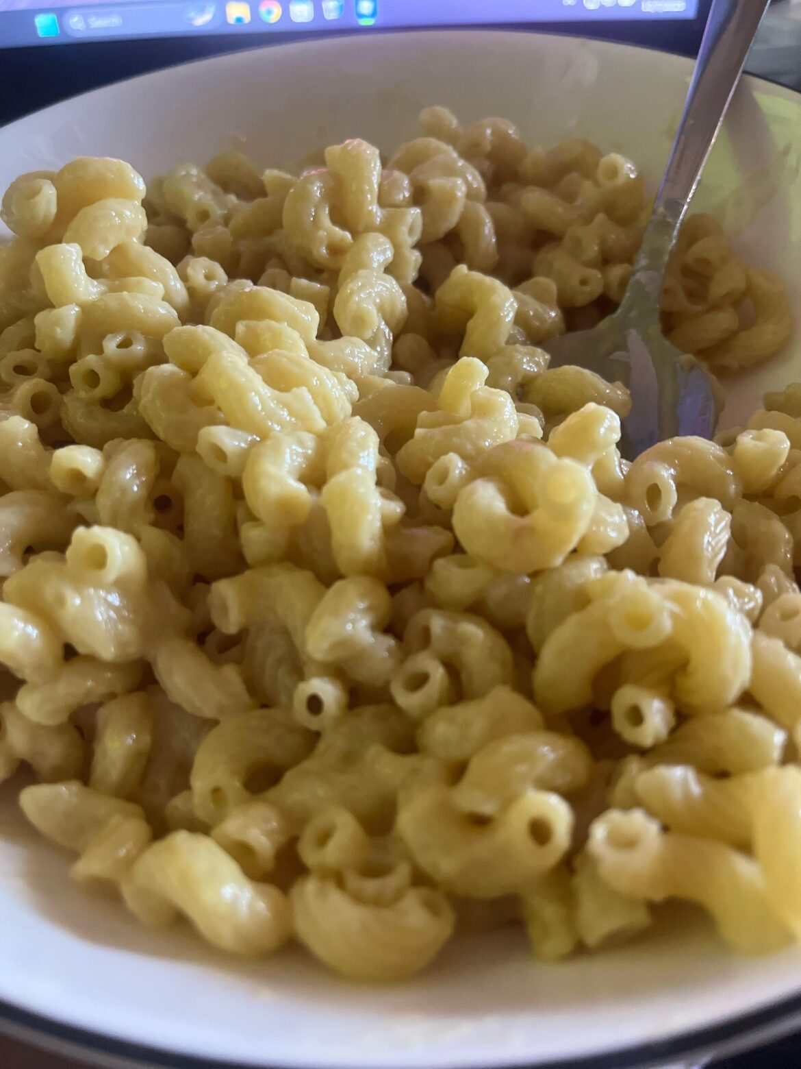 Did I invent something?? 10 minutes mac n cheese 😋