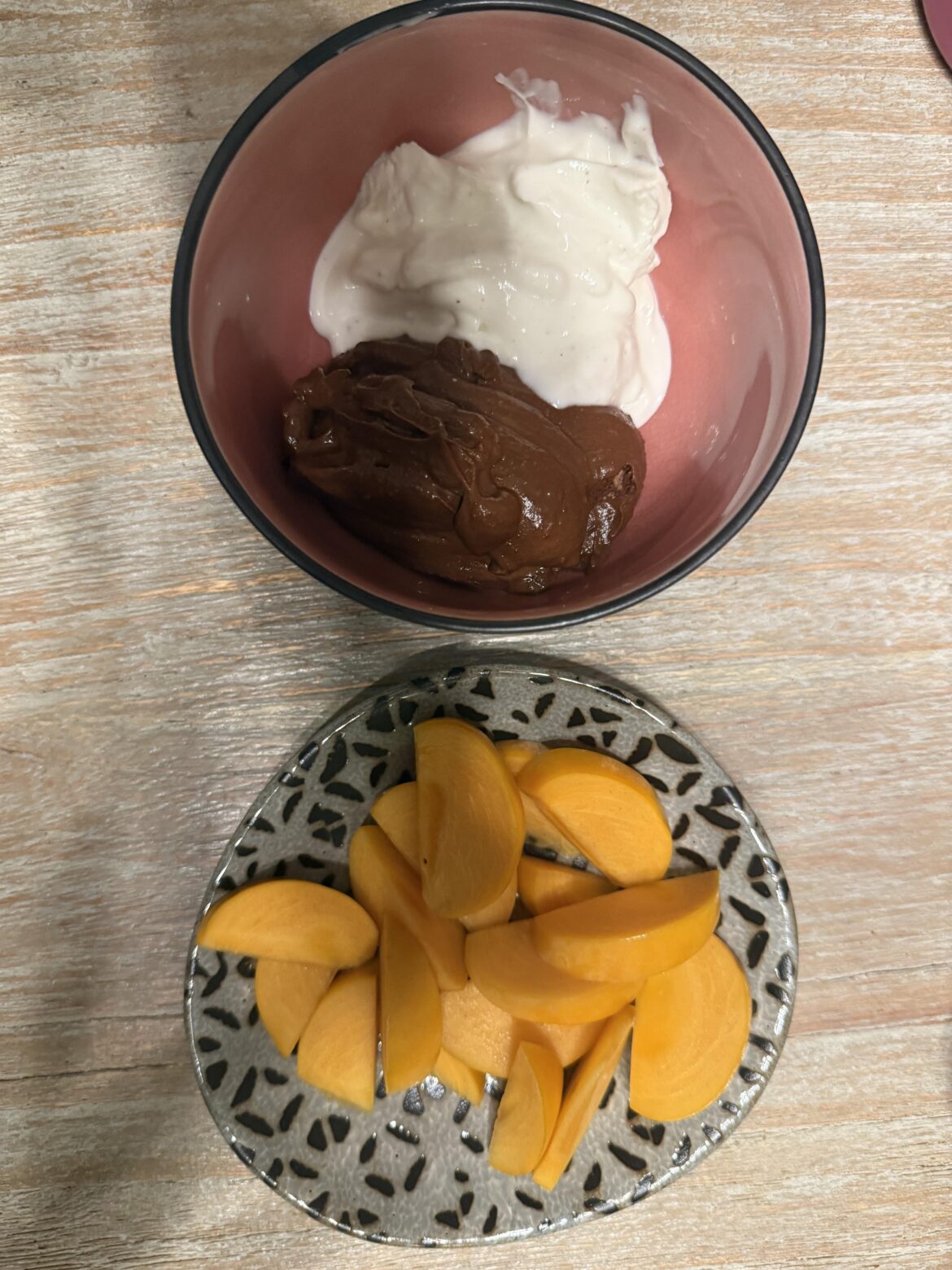 Dessert: avocado chocolate mousse