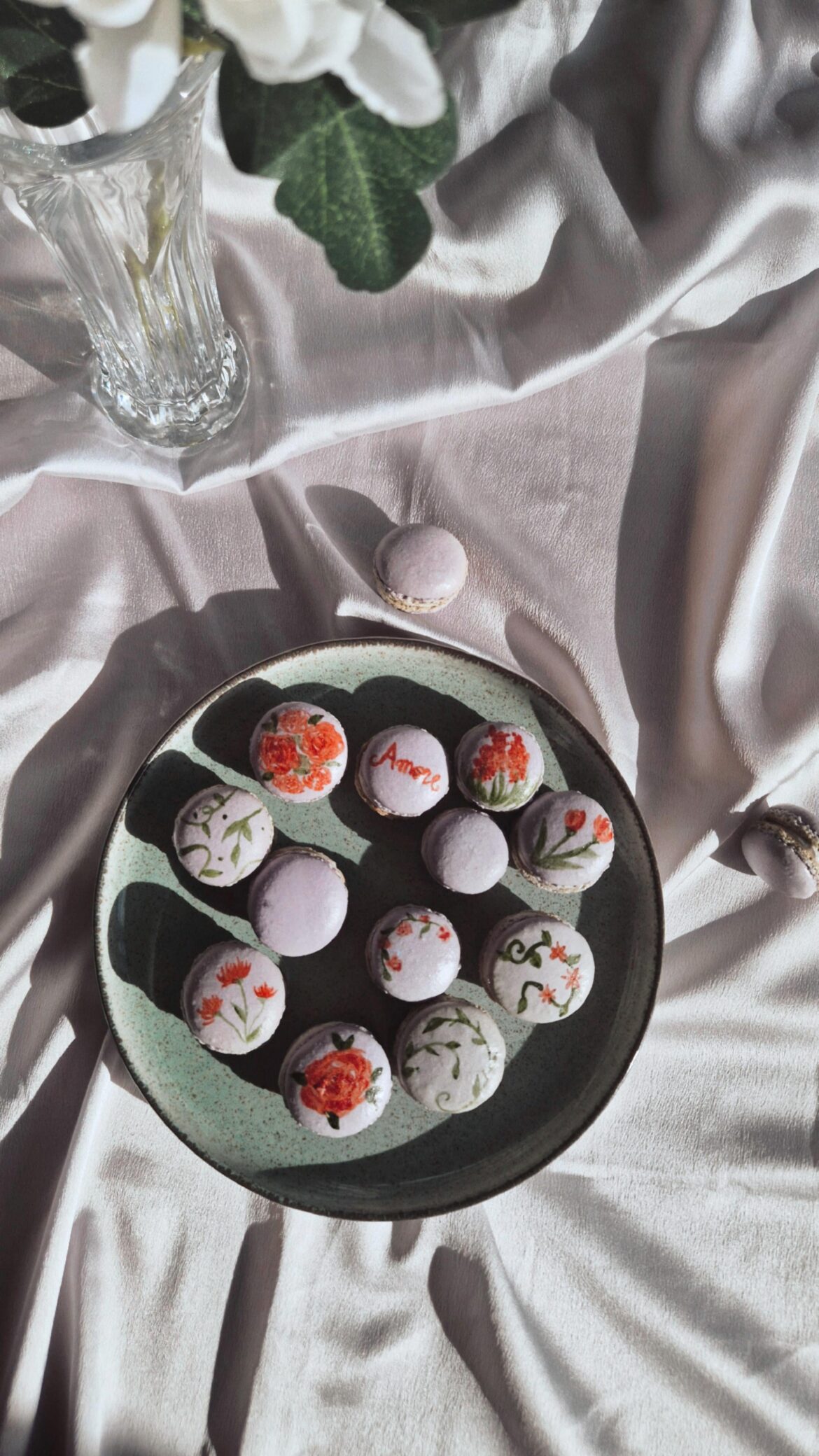 Second attempts at making macarons 🧸