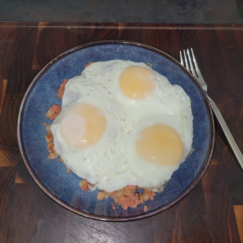 Eggs n Hash