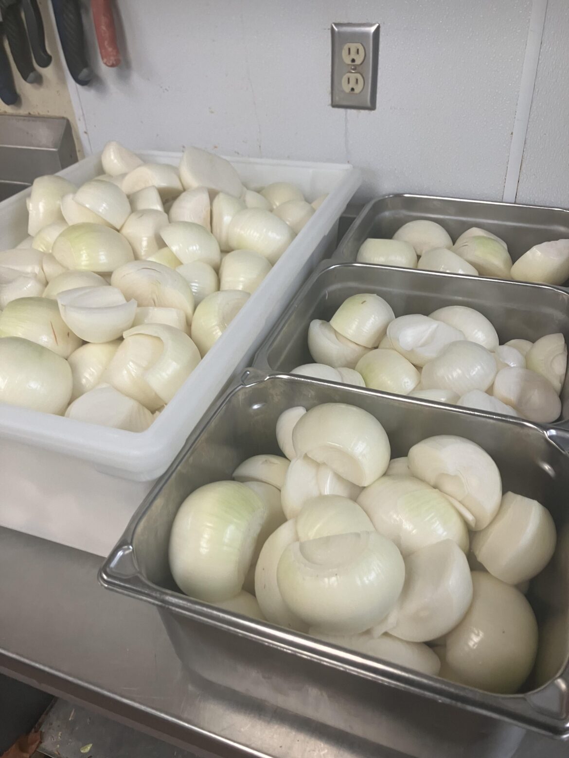 90 Pounds of Cutted Onions