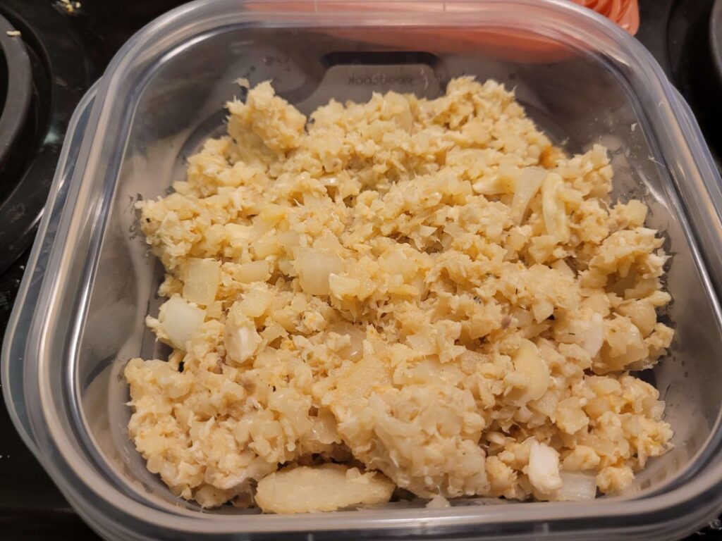 First post, Looking for feedback. Baked Whitefish with Steamed Riced Cauliflower.