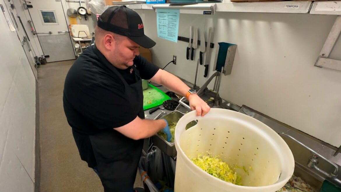 Wesley Chapel prep cook going above and beyond at work