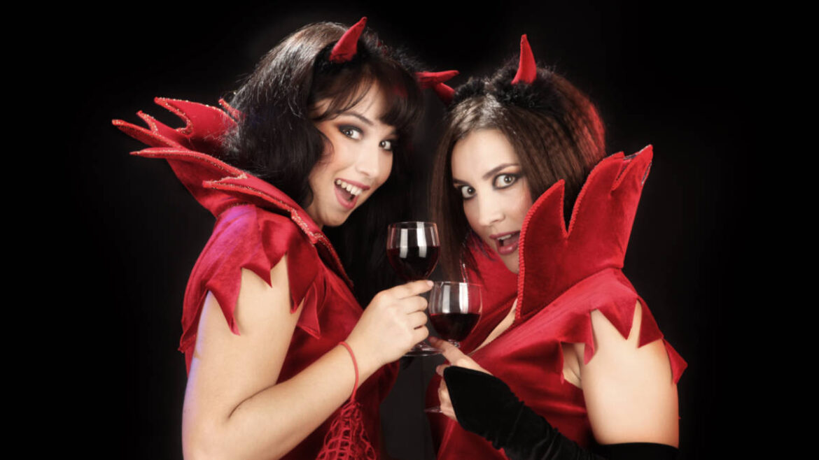 Devilish taste of Tassie pinot noir creates wine hot spot Devilish taste of Tassie pinot noir creates wine hot spot