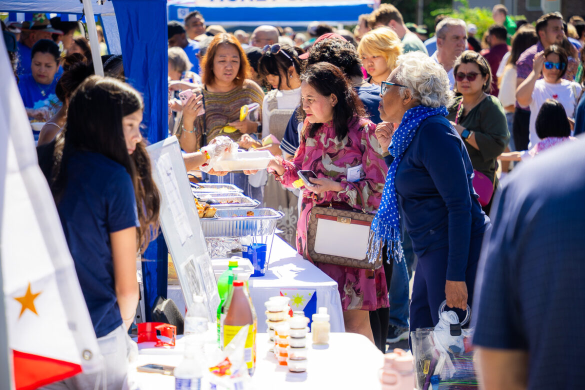 26th International Festival draws crowds for food, entertainment, culture | PHOTOS 26th International Festival draws crowds for food, entertainment, culture | PHOTOS