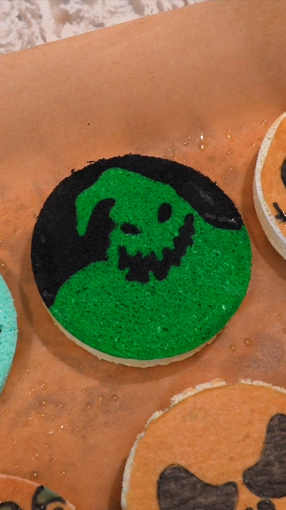 Mini Nightmare Before Christmas Designed Sponge Cakes