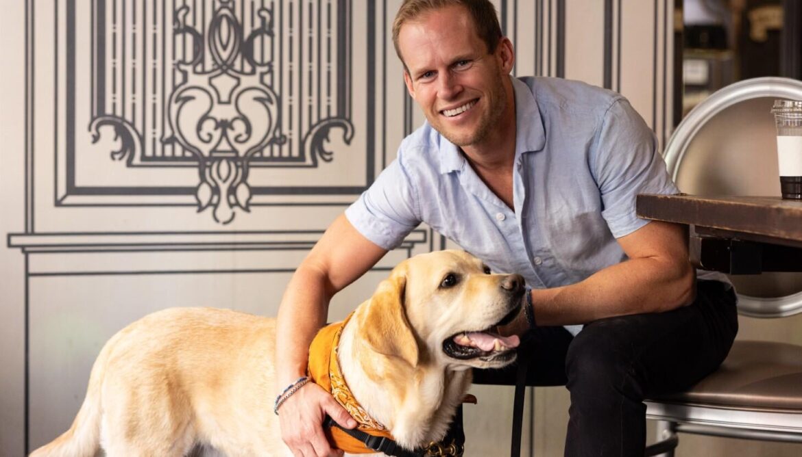 People go to restaurants, so why can’t dogs? Council member proposes lifting Chicago's canine ban