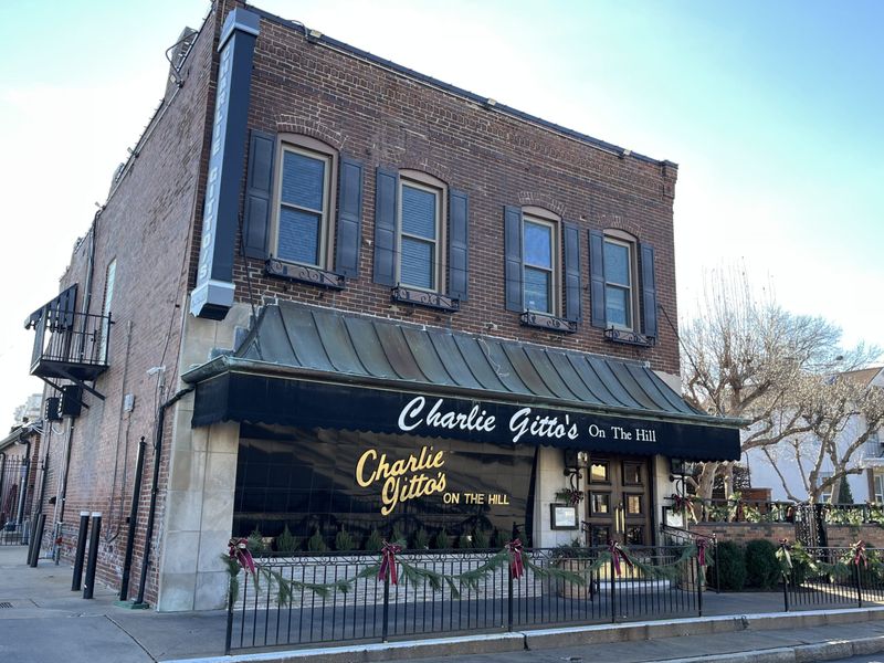 Charlie Gitto’s On the Hill – St. Louis