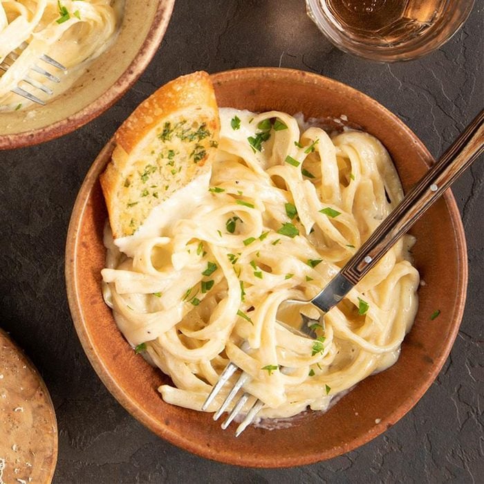 What To Eat With Your Favorite Holiday Movie Holiday Touchdown Single On The 25th 