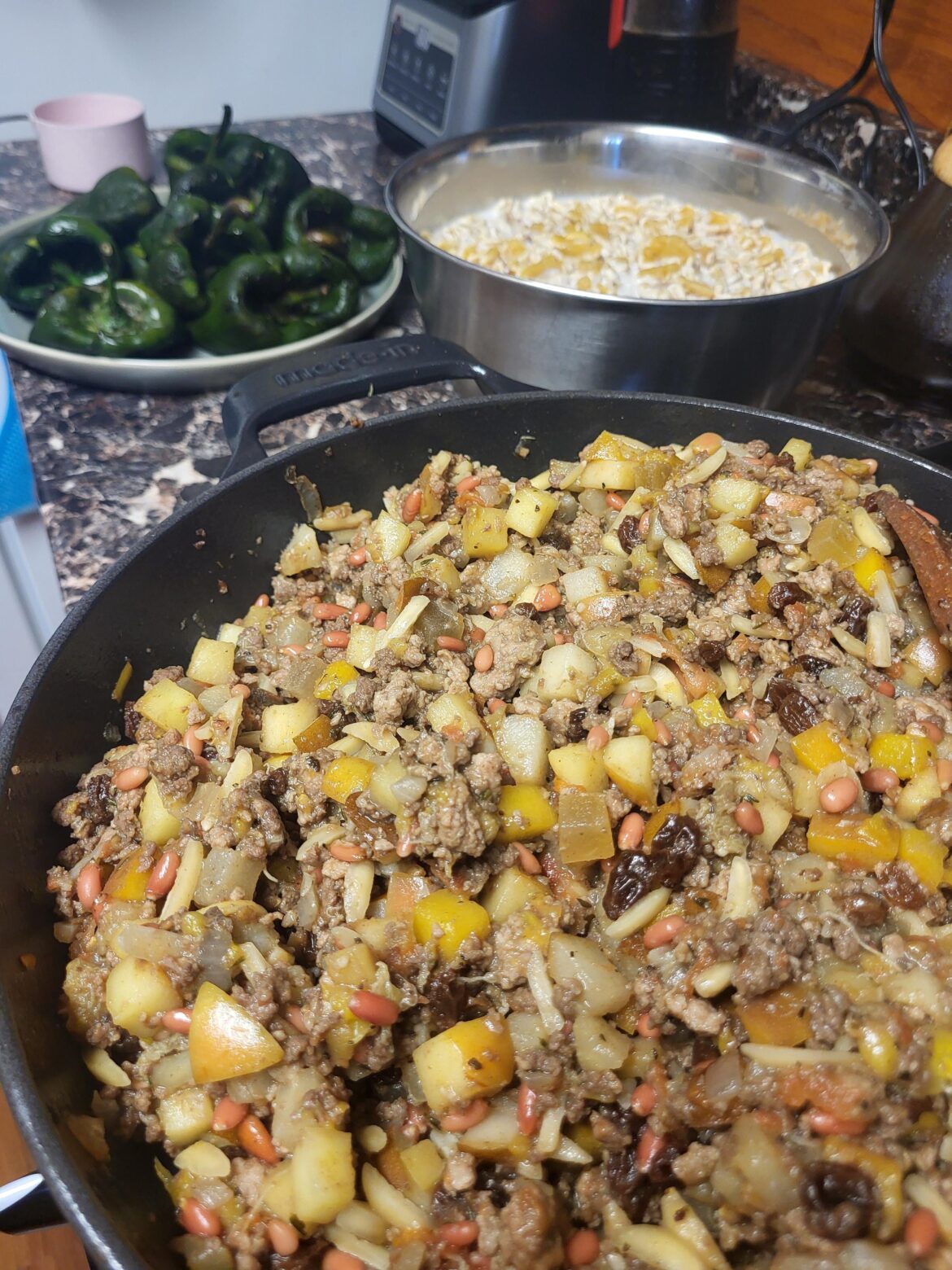 Is Hamburger Helper ok Chiles in Nogada?