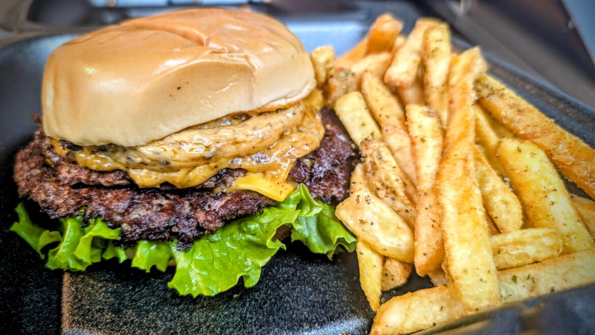 This was SOOOO good. Chili Crisp Burger.