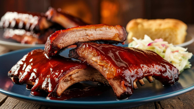 Barbecue ribs on a blue plate