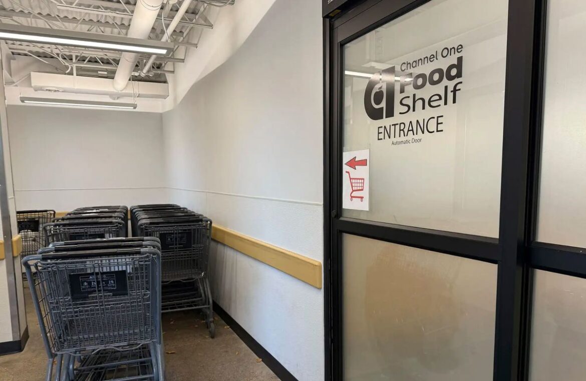 Facing ‘perfect storm,’ strained Minnesota food banks brace for impact...