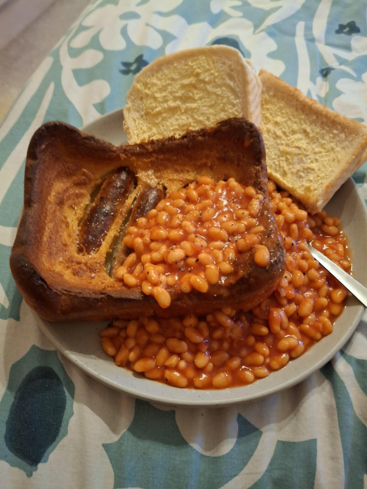 Controversial opinion, I'd rather have beans than gravy with my (Lidls) toad in the hole
