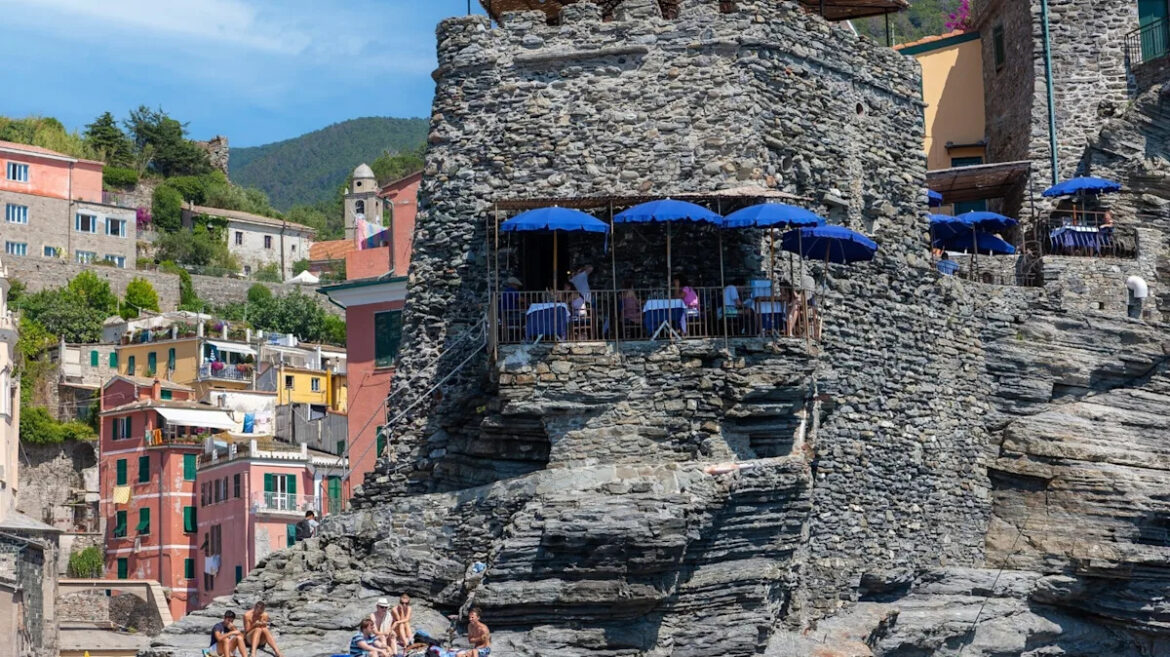 Rick Steves’ Top Recommended Seaside Restaurant In Italy Is A Tasty Mediterranean Charmer Yahoo lifestyle home
