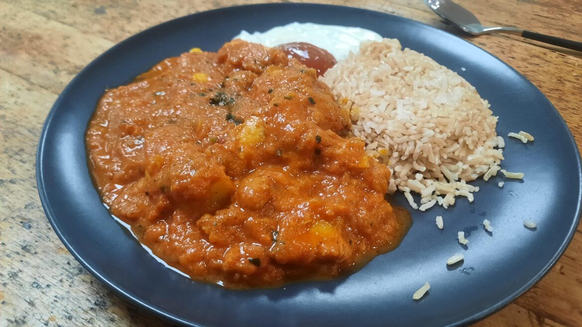 Homemade curry made with 7 ghost pepper pods 🔥