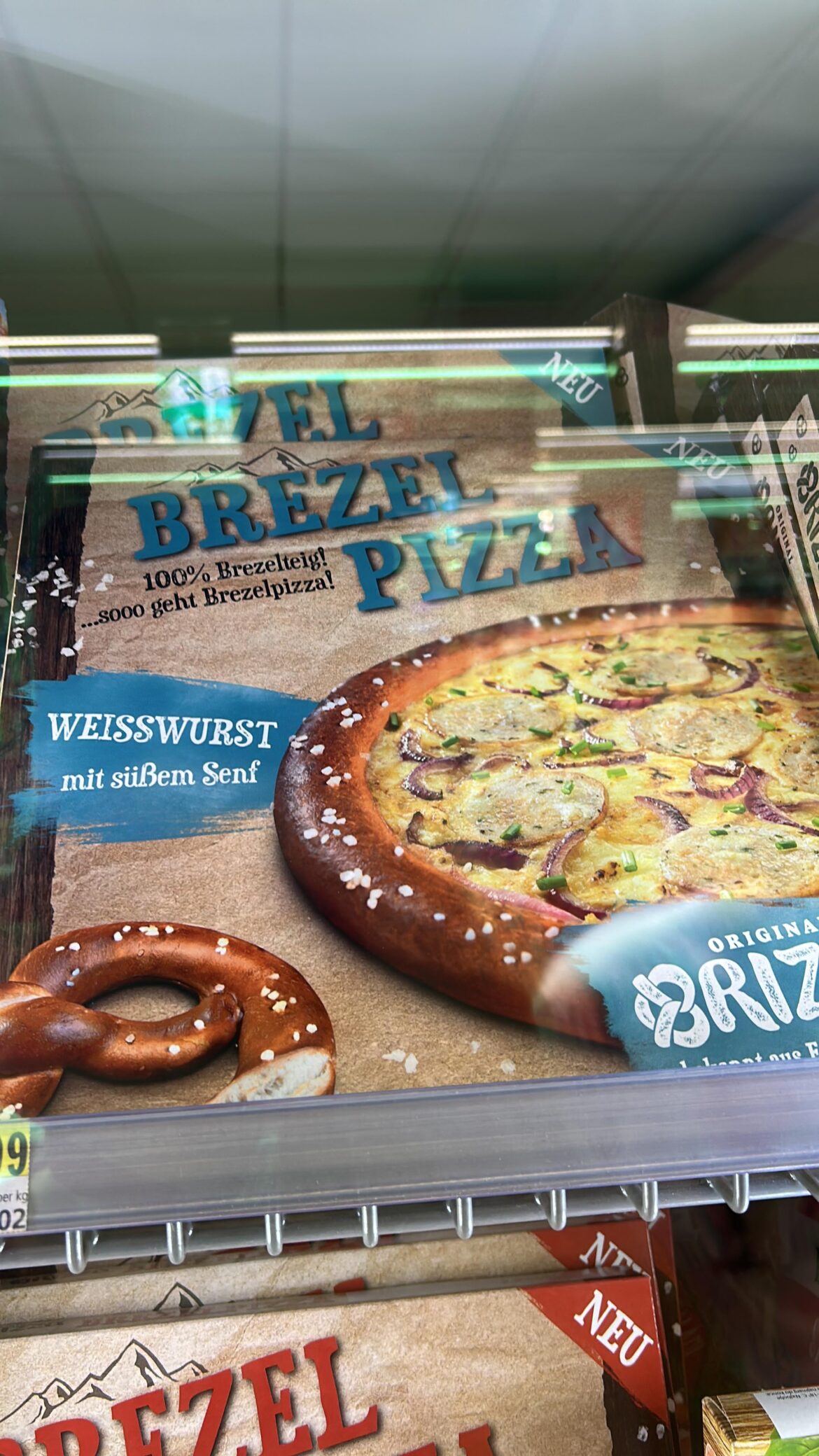 There’s a German-language pizza crimes subreddit with the most German pizza crimes, like pretzel crust or a pizza with asparagus and hollandaise sauce