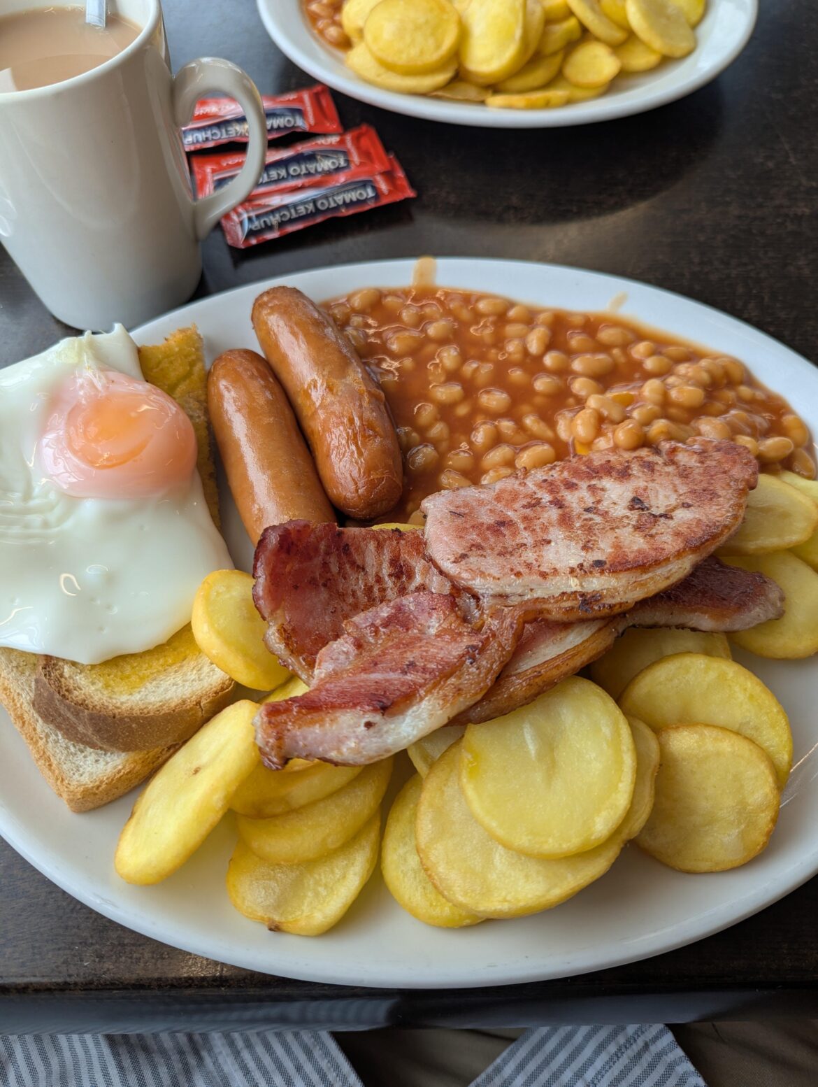 The Coffee Pot, Llanelli. "Large breakfast", £10