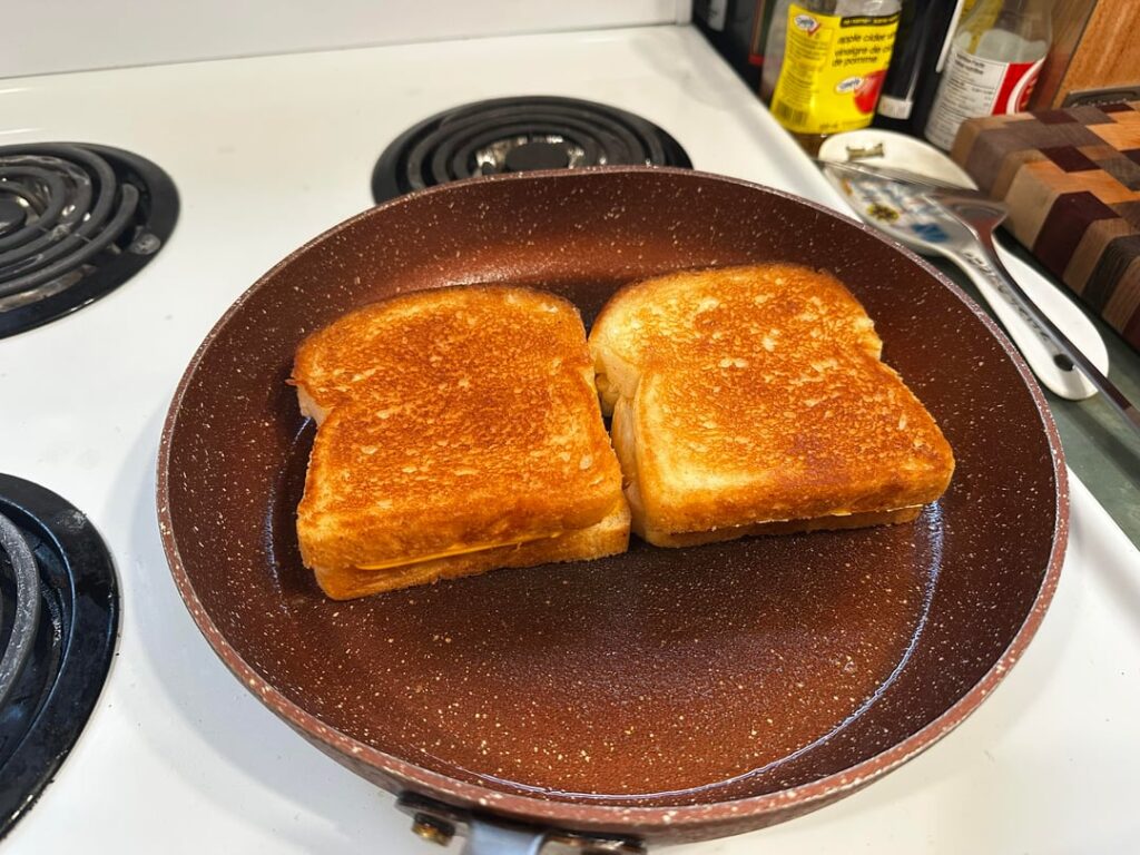 Tones of Grapeseed Oil Tones of Grapeseed Oil