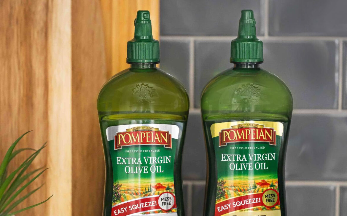 Pompeian launches Squeeze – a ‘no-mess’ olive oil bottle with new flavour varieties Pompeian launches Squeeze – a ‘no-mess’ olive oil bottle with new flavour varieties