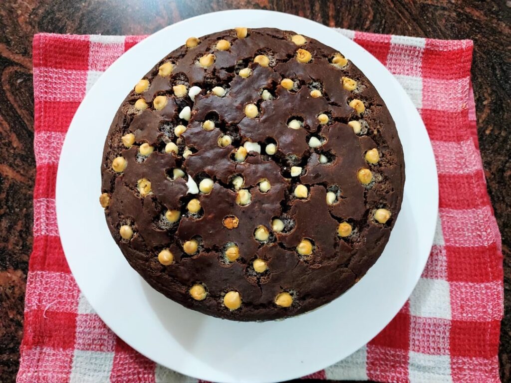 Chocolate and banana cake recipe, with almond milk